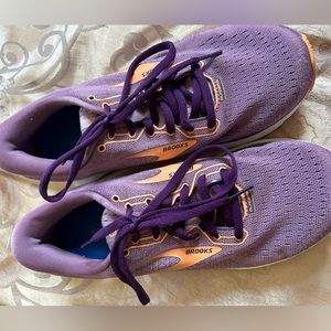 Brooks Purple Glycerin 18 Shoes- Size 9